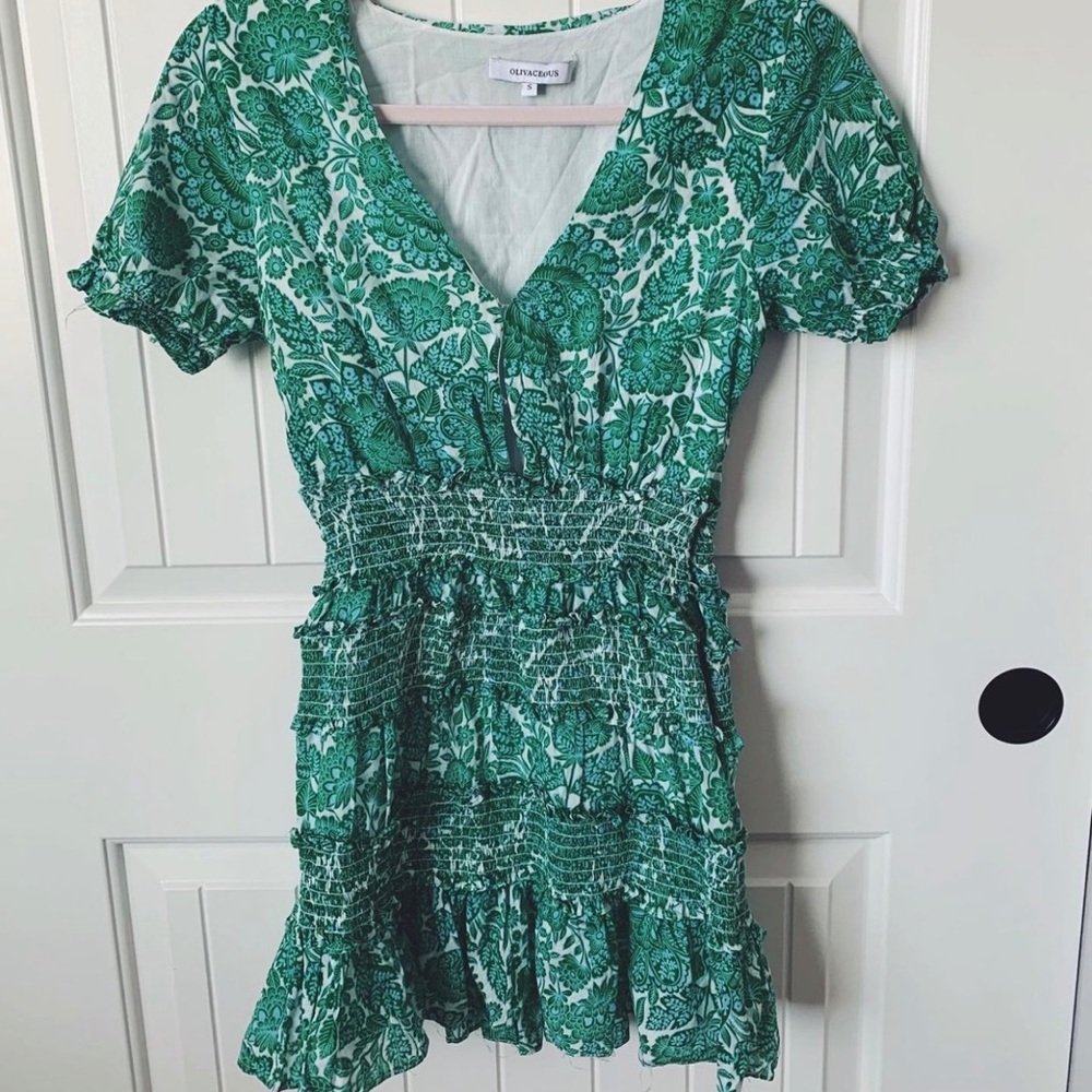Olivaceous dress
